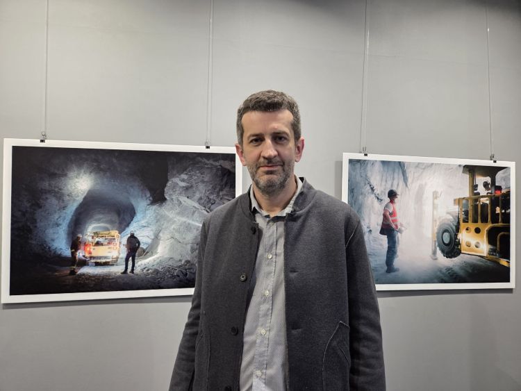 „Pod ziemią. Światy równoległe”. Fotografie Grzegorza Kołnierzaka w Rzeszowie 1 - Polskie Radio Rzeszów „Pod ziemią. Światy równoległe”. Fotografie Grzegorza Kołnierzaka w Rzeszowie