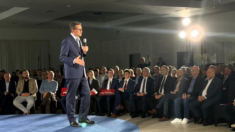 „Polska jednej prędkości”. Mateusz Morawiecki o planach Rozwoju Plus w Mielcu 1 - Polskie Radio Rzeszów „Polska jednej prędkości”. Mateusz Morawiecki o planach Rozwoju Plus w Mielcu